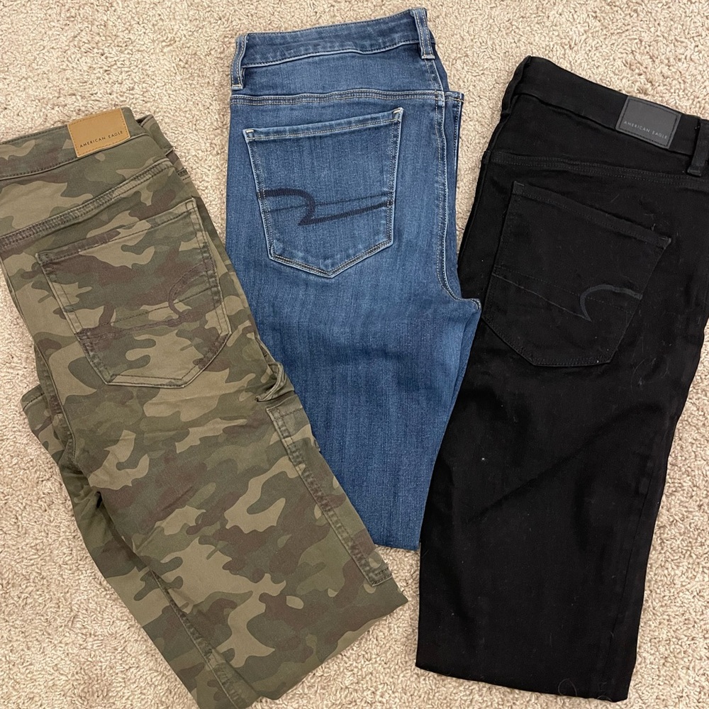 MOVING SALE ALL MUST GO: American Eagle Jegging bundle!